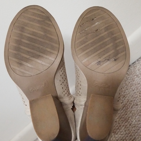 Tan Booties Peep Toe Laser Cut - Picture 5 of 5